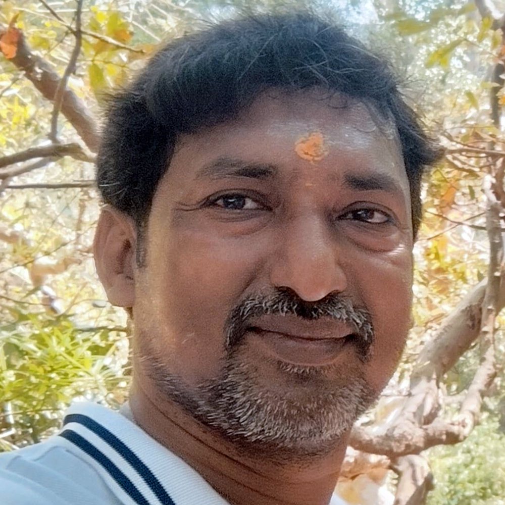 வடிவேல் முருகன் — தலைவர்